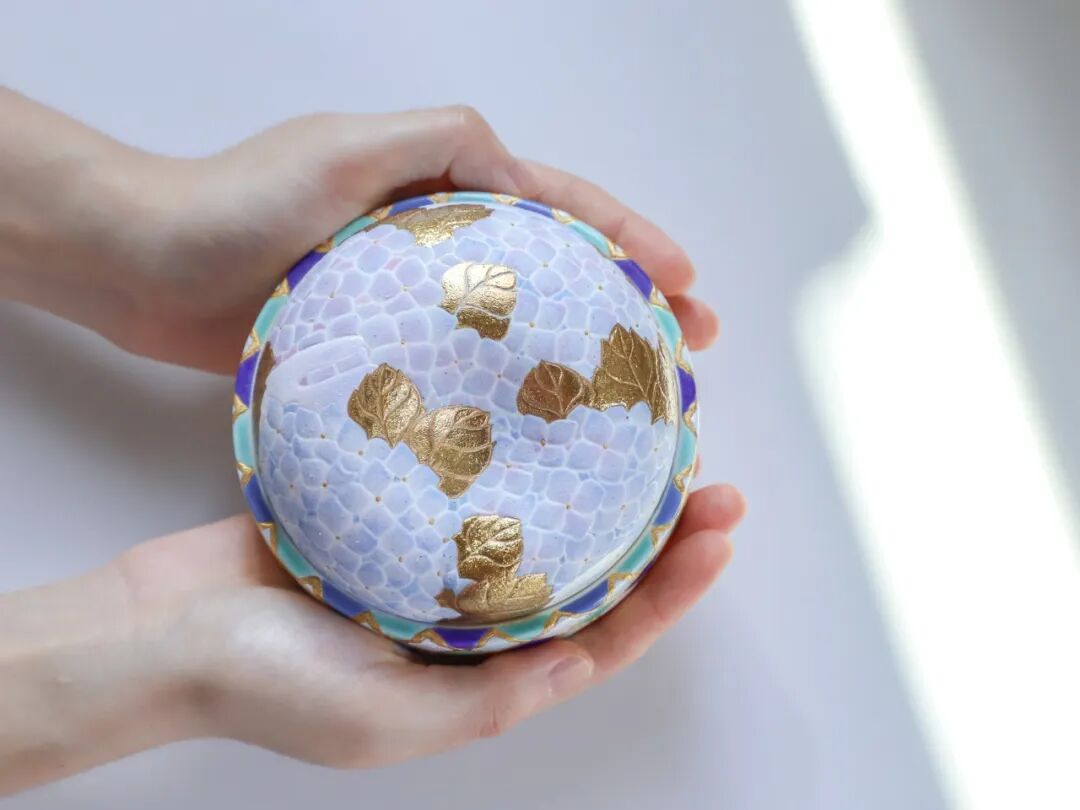 “Kaleidoscope” | Co-created with ceramic artist Yang Piaoxue